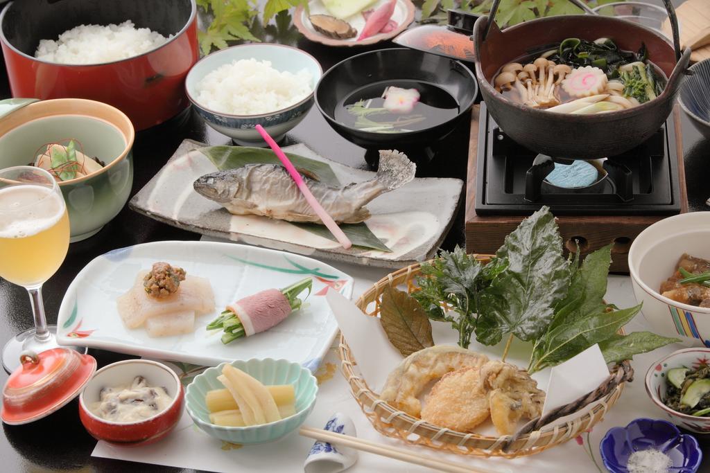 Готель Sanazawa-No-Mori Numata  Номер фото
